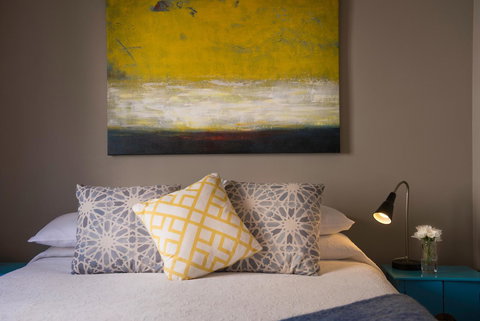 Athelstane House - Dalby Accommodation 24