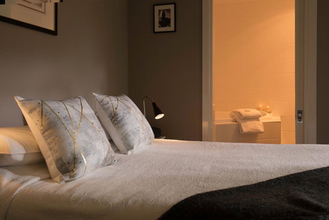 Athelstane House - Dalby Accommodation 30