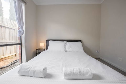 Holiday Rose - Dalby Accommodation 5