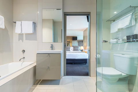 Novotel Melbourne Preston - Dalby Accommodation 8