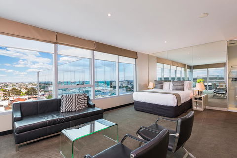 Novotel Melbourne Preston - Dalby Accommodation 24