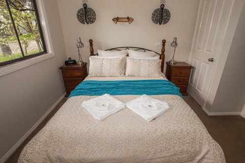 Goldfield Holiday Units - Dalby Accommodation 13