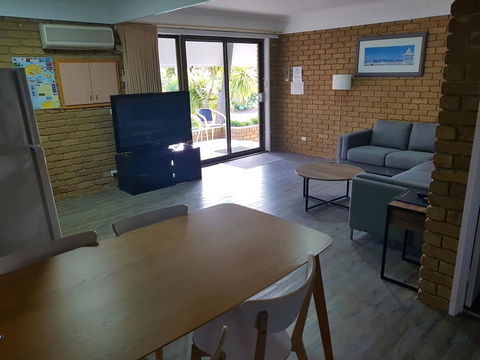 Tropicana Motor Inn - Dalby Accommodation 33