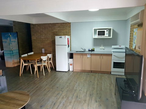 Tropicana Motor Inn - Dalby Accommodation 32