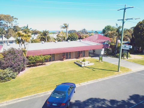 Tropicana Motor Inn - Dalby Accommodation 17