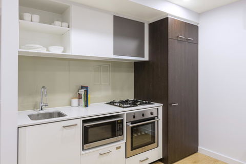 Oaks Melbourne Southbank Suites - Dalby Accommodation 3