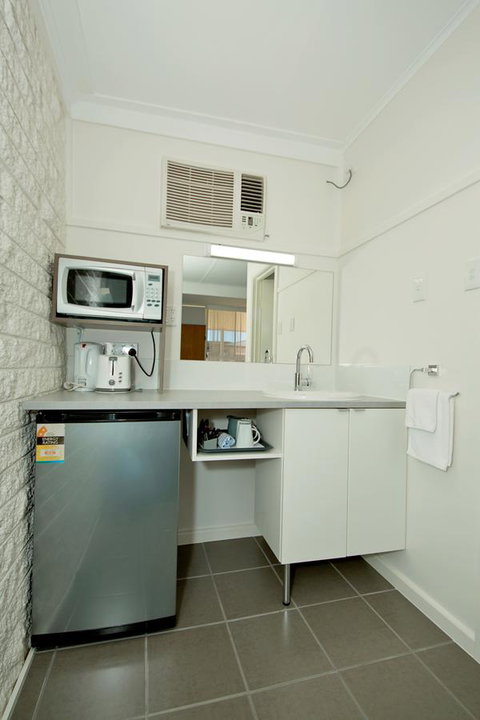 Motel Yarrawonga - Dalby Accommodation 10