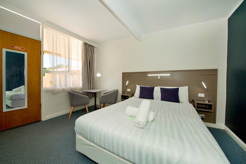 Motel Yarrawonga - Dalby Accommodation 2