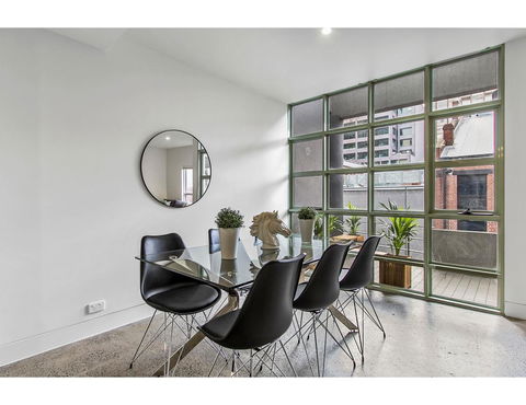 Sophisticated Modern 3 Bed Home In Foodie Paradise - Dalby Accommodation 6