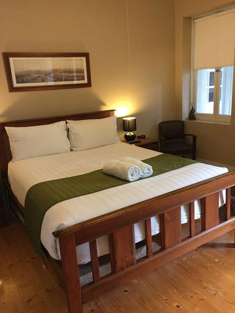 Little River Bed And Breakfast - Dalby Accommodation 17