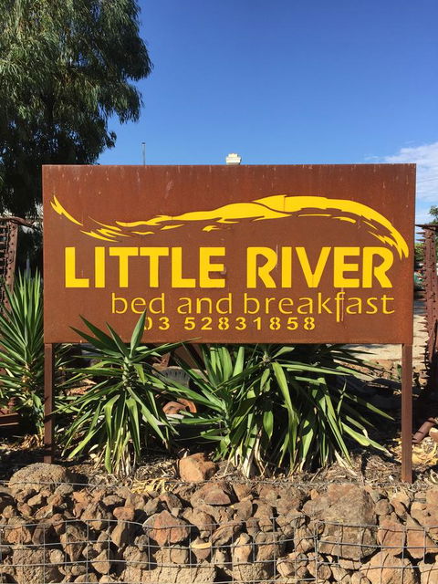 Little River Bed And Breakfast - Dalby Accommodation 2