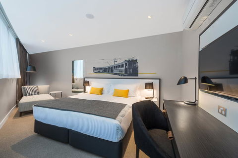 Peppers Docklands - Dalby Accommodation 5