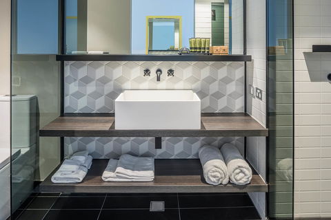 Peppers Docklands - Dalby Accommodation 27