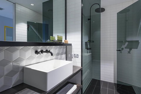 Peppers Docklands - Dalby Accommodation 31