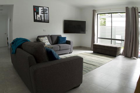 16 King Street - Dalby Accommodation 29
