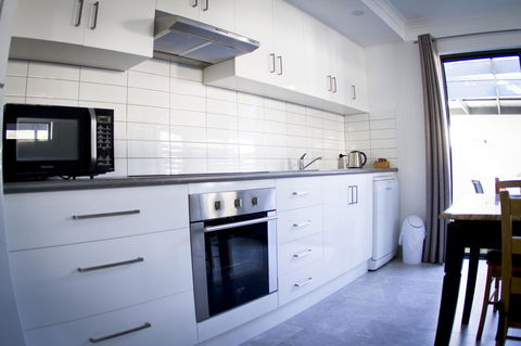 16 King Street - Dalby Accommodation 14