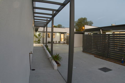 16 King Street - Dalby Accommodation 0