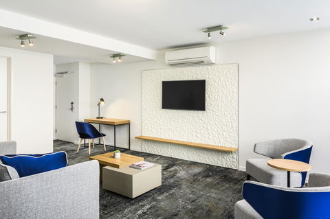 Brady Apartment Hotel Flinders Street - Dalby Accommodation 6