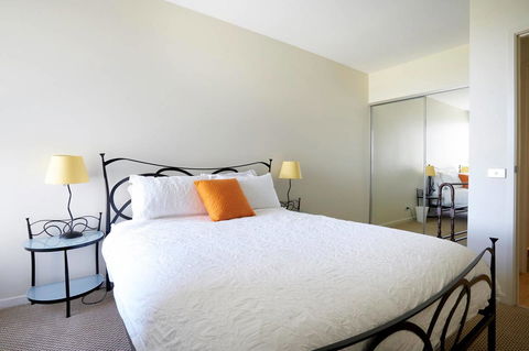 Arcadia Phillip Island - Dalby Accommodation 9