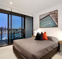 Orange Stay at Collins Wharf - Dalby Accommodation