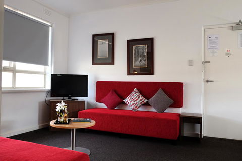 MAC South Yarra By Melbourne Apartment Collection - Dalby Accommodation 3