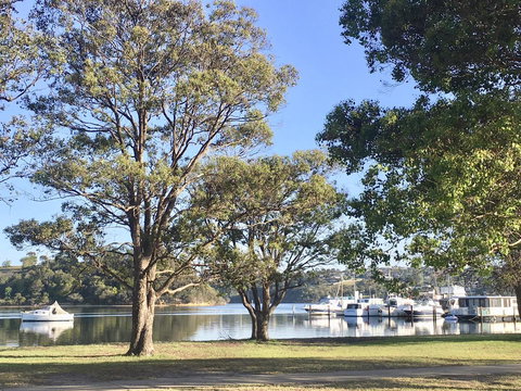 The Wheelhouse - 2BR Waterfront Apt In Town - Dalby Accommodation 6