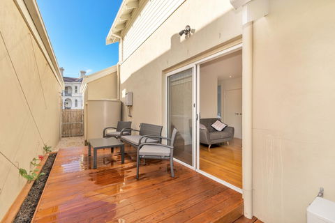 Beach Belle - Dalby Accommodation 12
