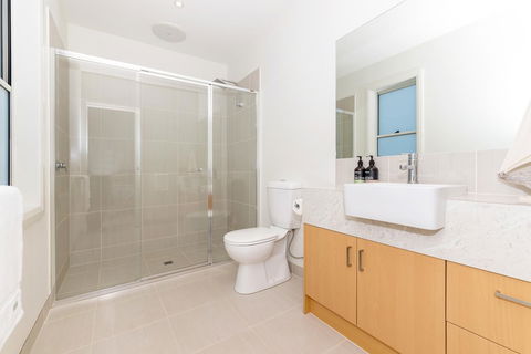 Beach Belle - Dalby Accommodation 2