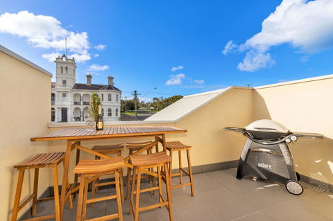 Beach Belle - Dalby Accommodation 9