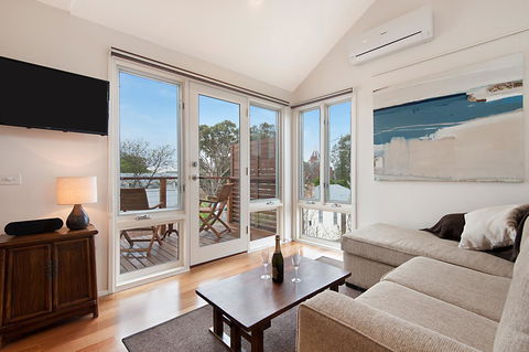 Salt Loft - Dalby Accommodation 1