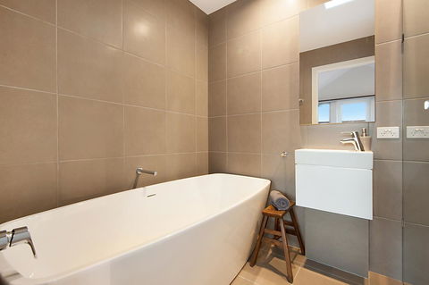 Salt Loft - Dalby Accommodation 5