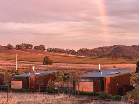 The Cellars At Heathcote II - Dalby Accommodation 1