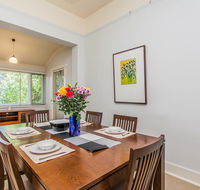 The Curtin Family Home - Dalby Accommodation