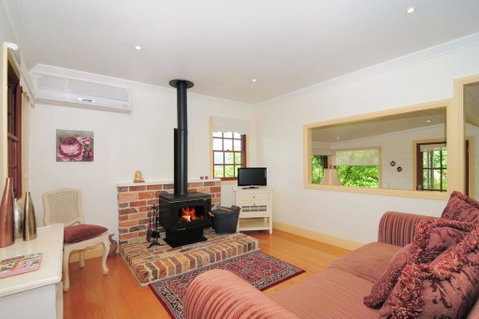 The Dairy - Kangaroo Valley - Dalby Accommodation 1