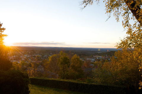 The Daylesford Hotel - Dalby Accommodation 2