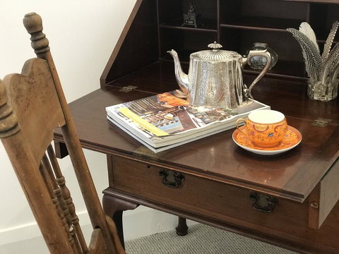 The Dewhurst - Sophisticated Entire CBD Apartment - Dalby Accommodation 1