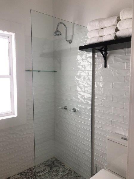 The Dewhurst - Sophisticated Entire CBD Apartment - Dalby Accommodation 3