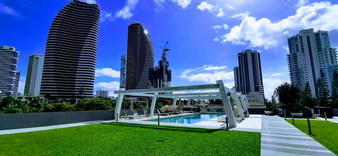 The Eureka Gold Coast Residence On Broadbeach - Dalby Accommodation 0