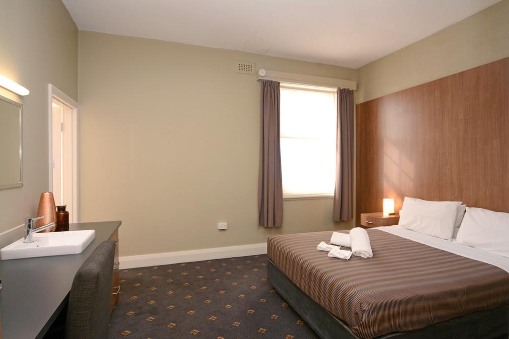 Devonport TAS Dalby Accommodation