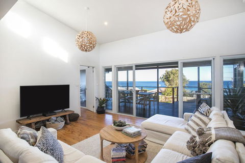 The G-Shack Rennies Beach, Ulladulla - Dalby Accommodation 1