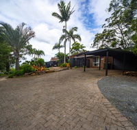 The Hillside Villa - Dalby Accommodation