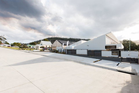 The Hub Bicheno - Dalby Accommodation 1