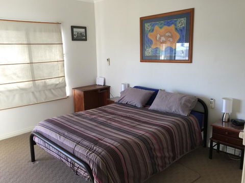 The Jewel Of The Bay - Dalby Accommodation 2
