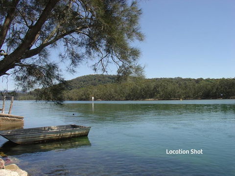 The Lake House - Lake Conjola - Dalby Accommodation 0