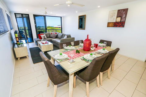The Lazy Lizard - Dalby Accommodation 0