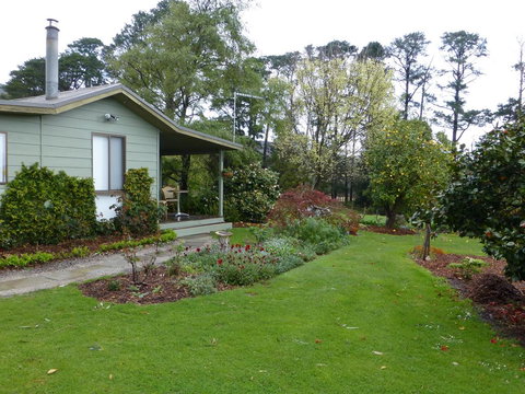 The Little House On The Hill - Dalby Accommodation 0