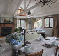 The Loch an idyllic country escape - Dalby Accommodation