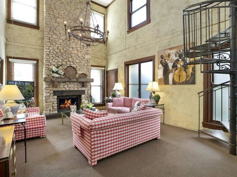 The Lodge @ Linden Hall - Dalby Accommodation 3