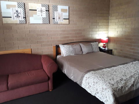 The Moe Motor Inn - Dalby Accommodation 2