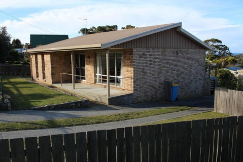 The Nook Bay Of Fires - Dalby Accommodation 3